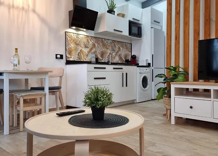 Apartamento Santa Amalia 1a3 By Ivi Real Estate *